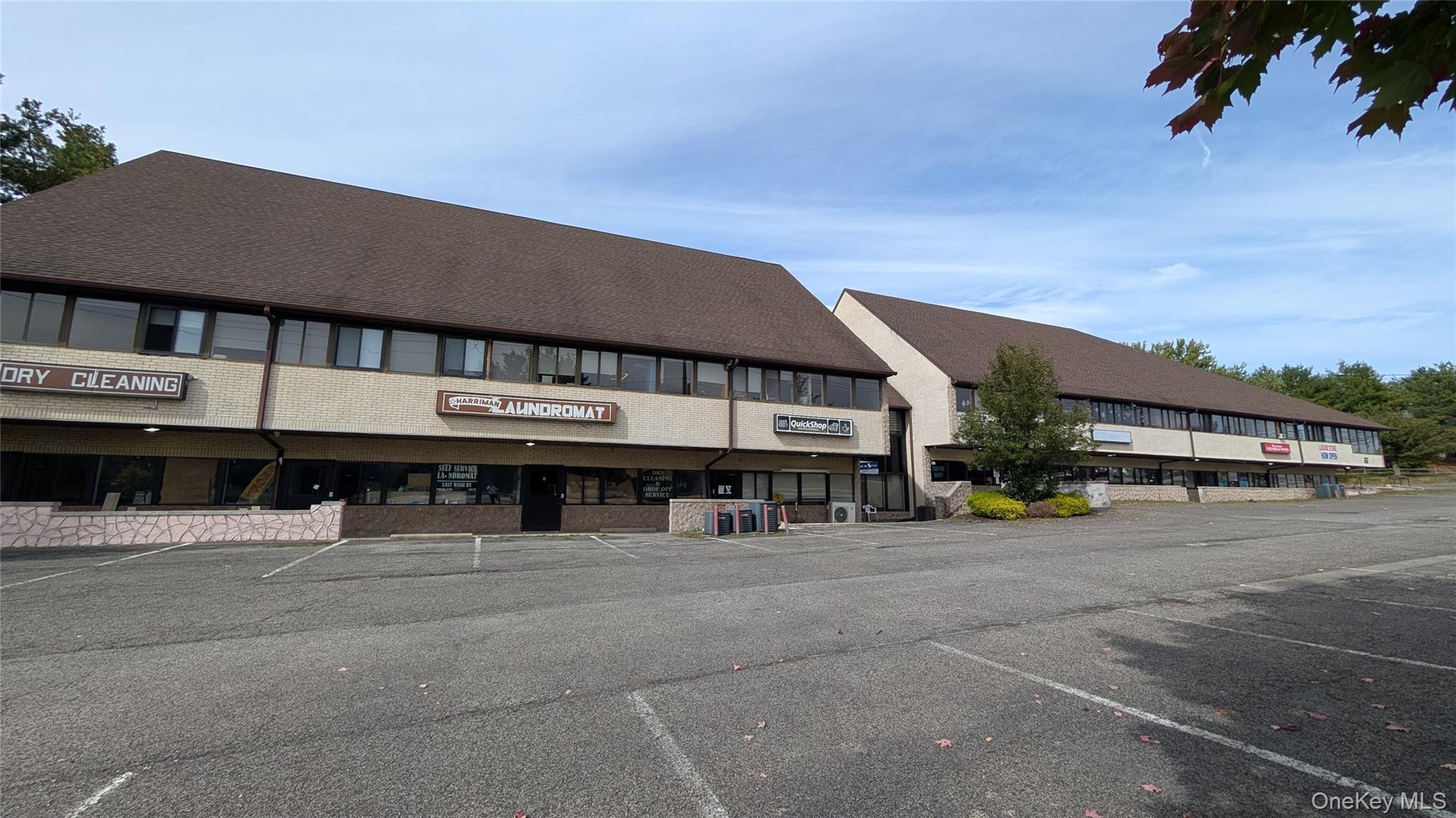 #3 photo, 118 River Road, Harriman , NY 10926