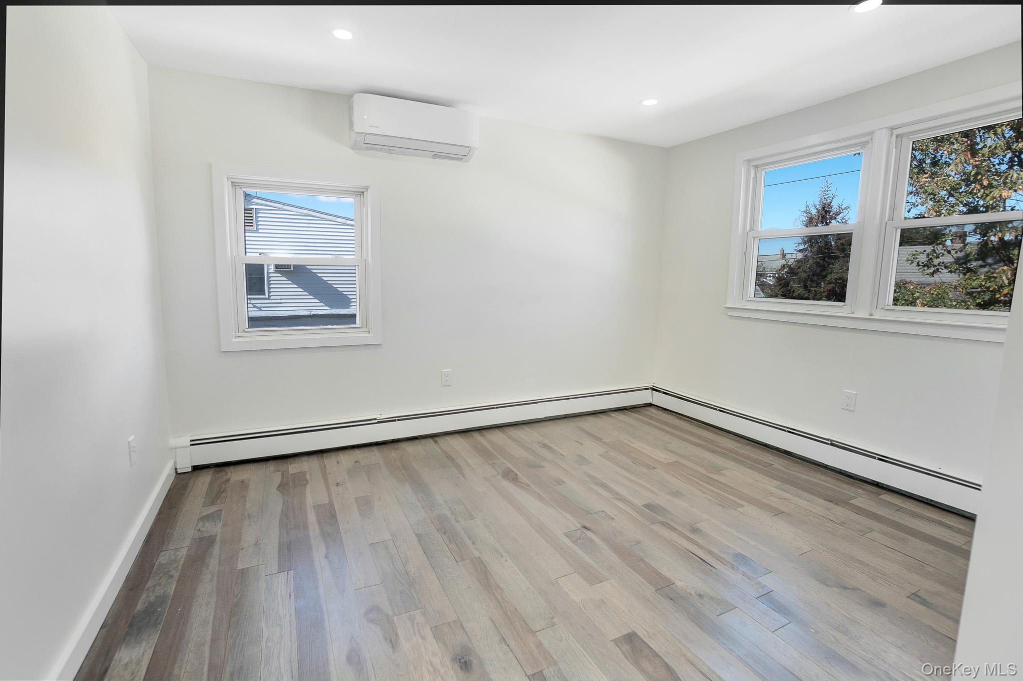 #18 photo, 23 Chase Lane, ナッソー郡 Levittown , NY 11756