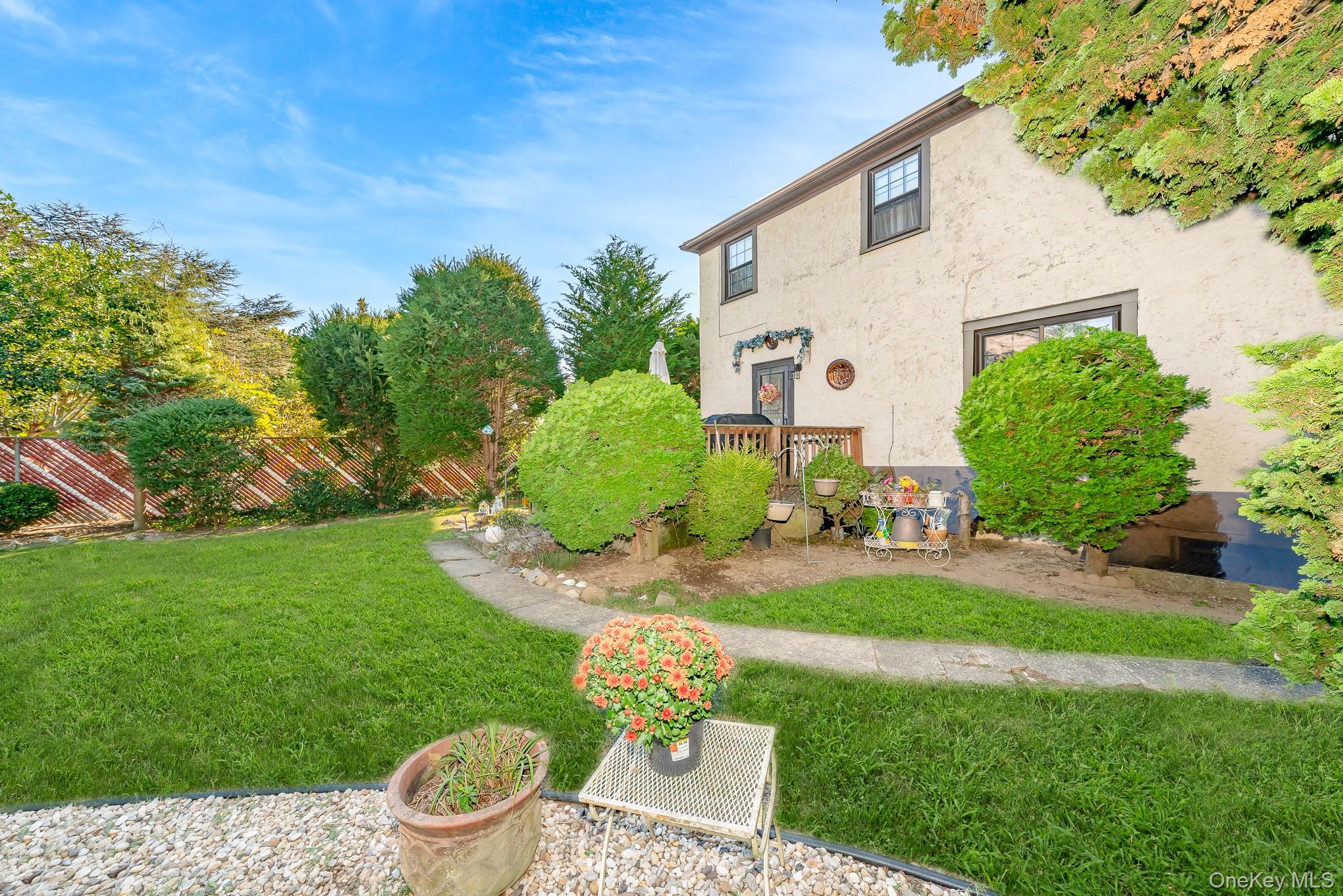 #4 photo, 1427 Washington Avenue, ナッソー郡 Seaford , NY 11783