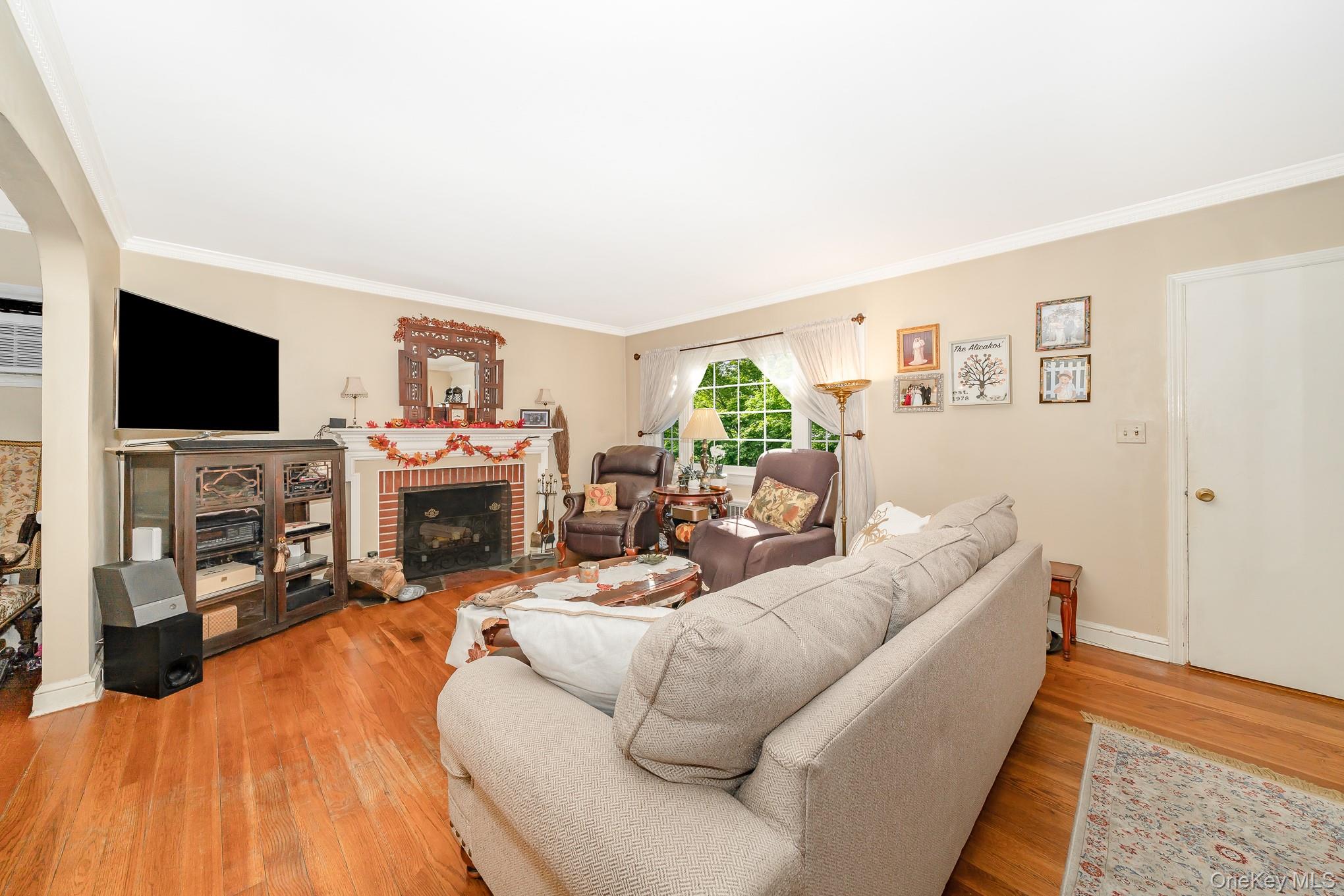 #6 photo, 1427 Washington Avenue, ナッソー郡 Seaford , NY 11783