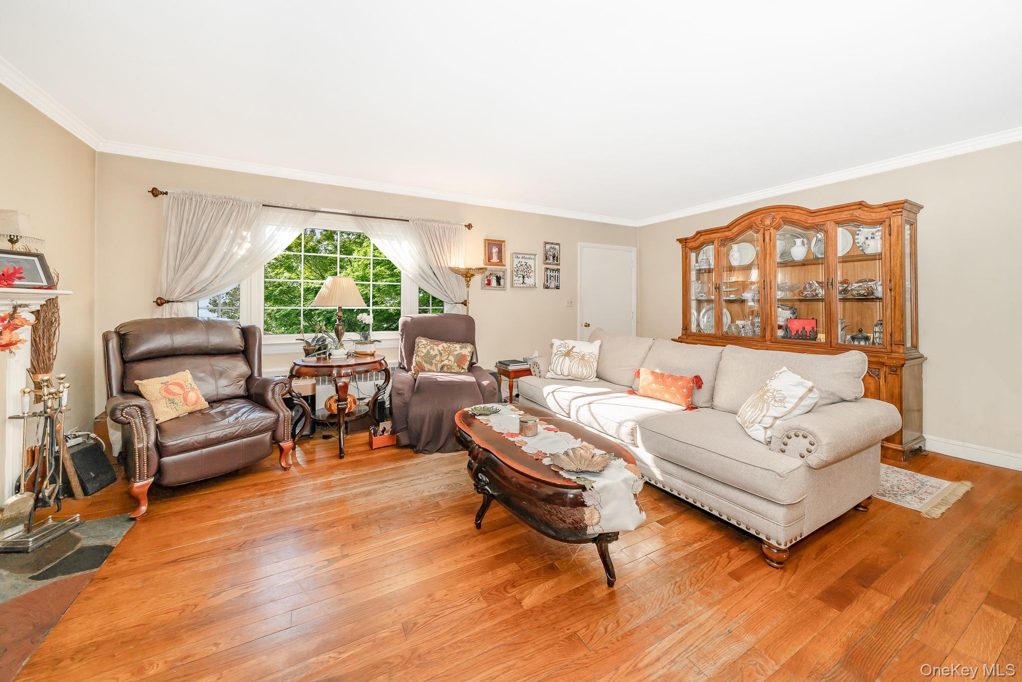 #7 photo, 1427 Washington Avenue, ナッソー郡 Seaford , NY 11783