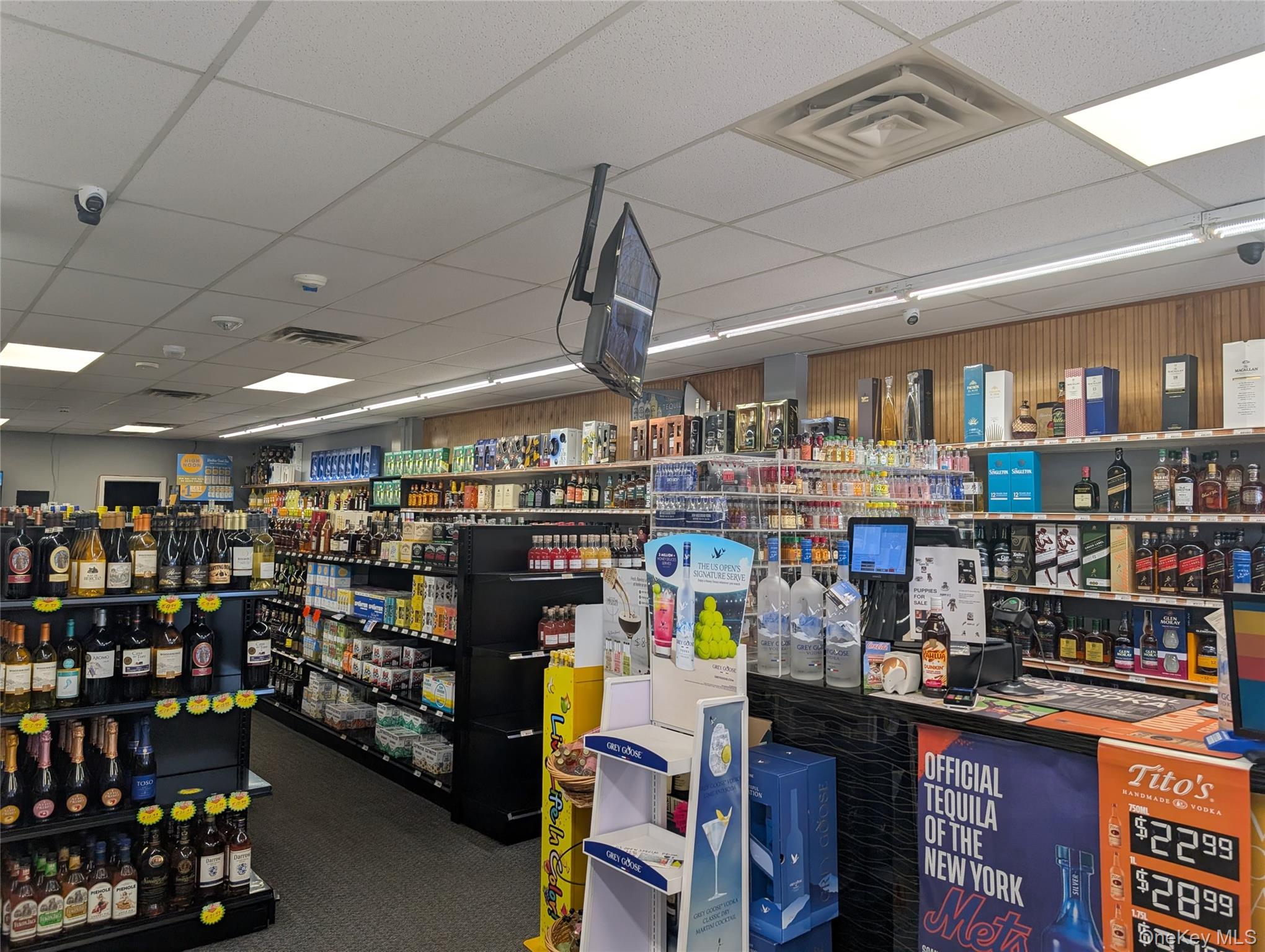 #1 photo, Smithtown, Smithtown , NY 11787