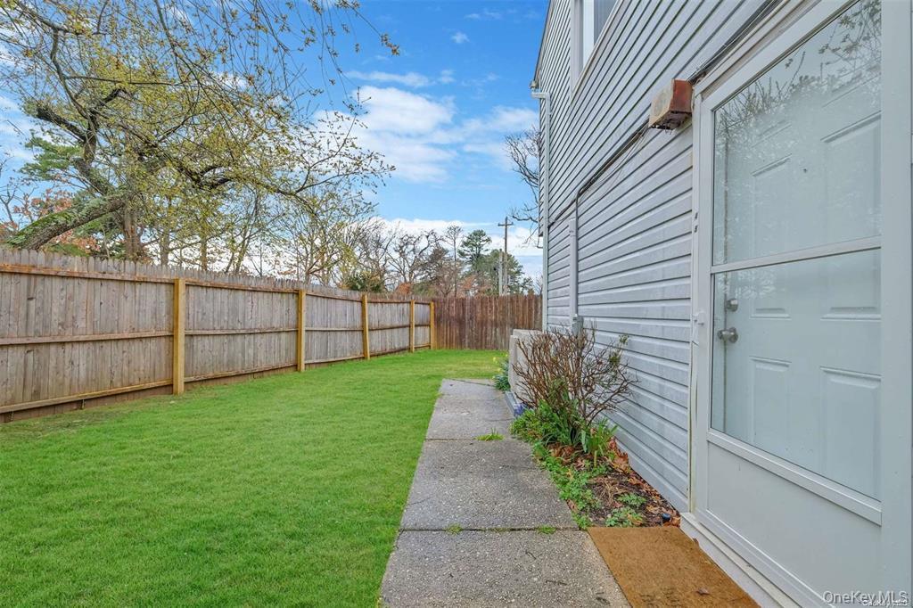 #3 photo, 4 Hudson, サフォーク郡 Sayville , NY 11782