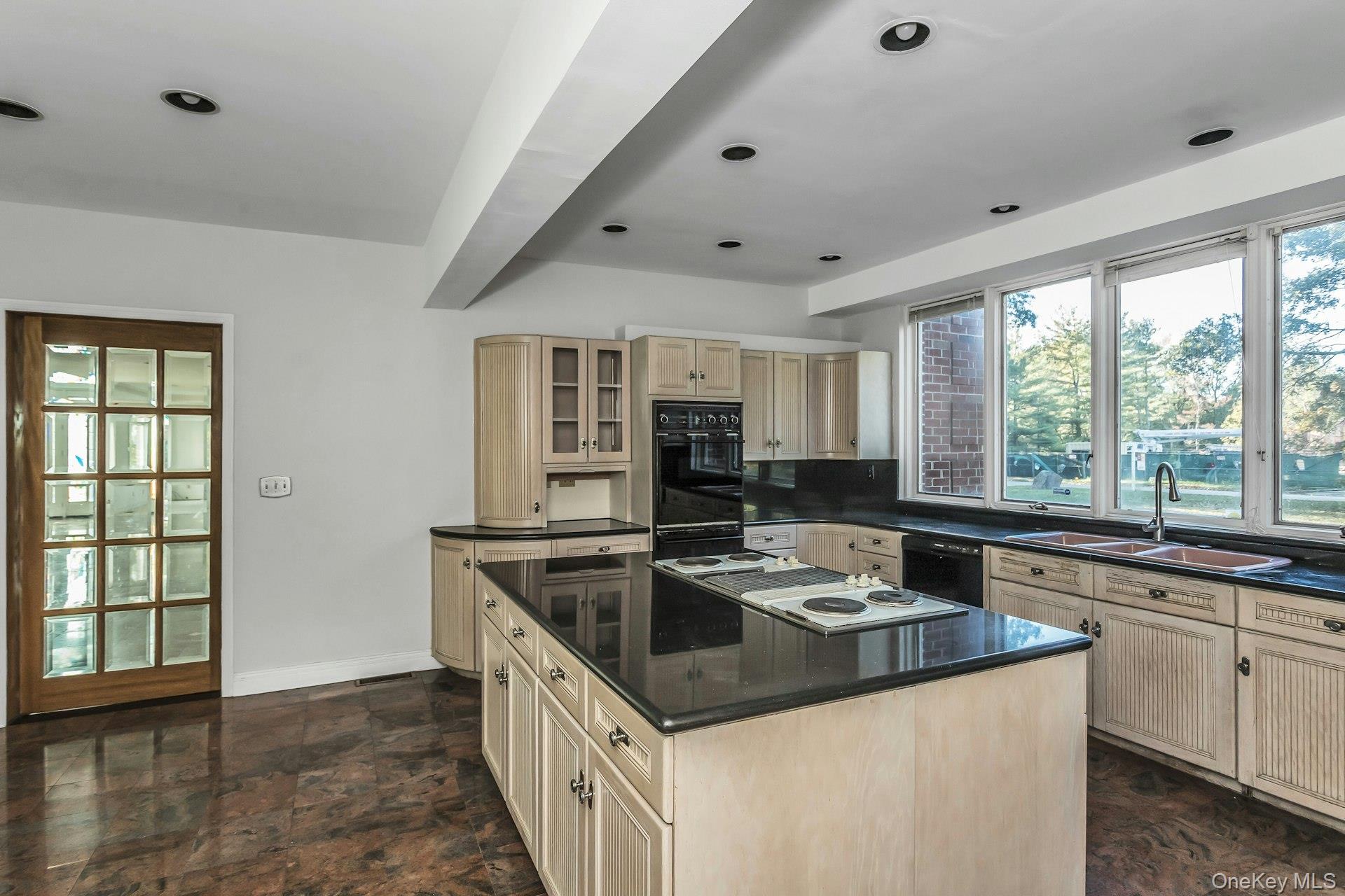 #13 photo, 21 Overbrooke Lane, ナッソー郡 Upper Brookville , NY 11545