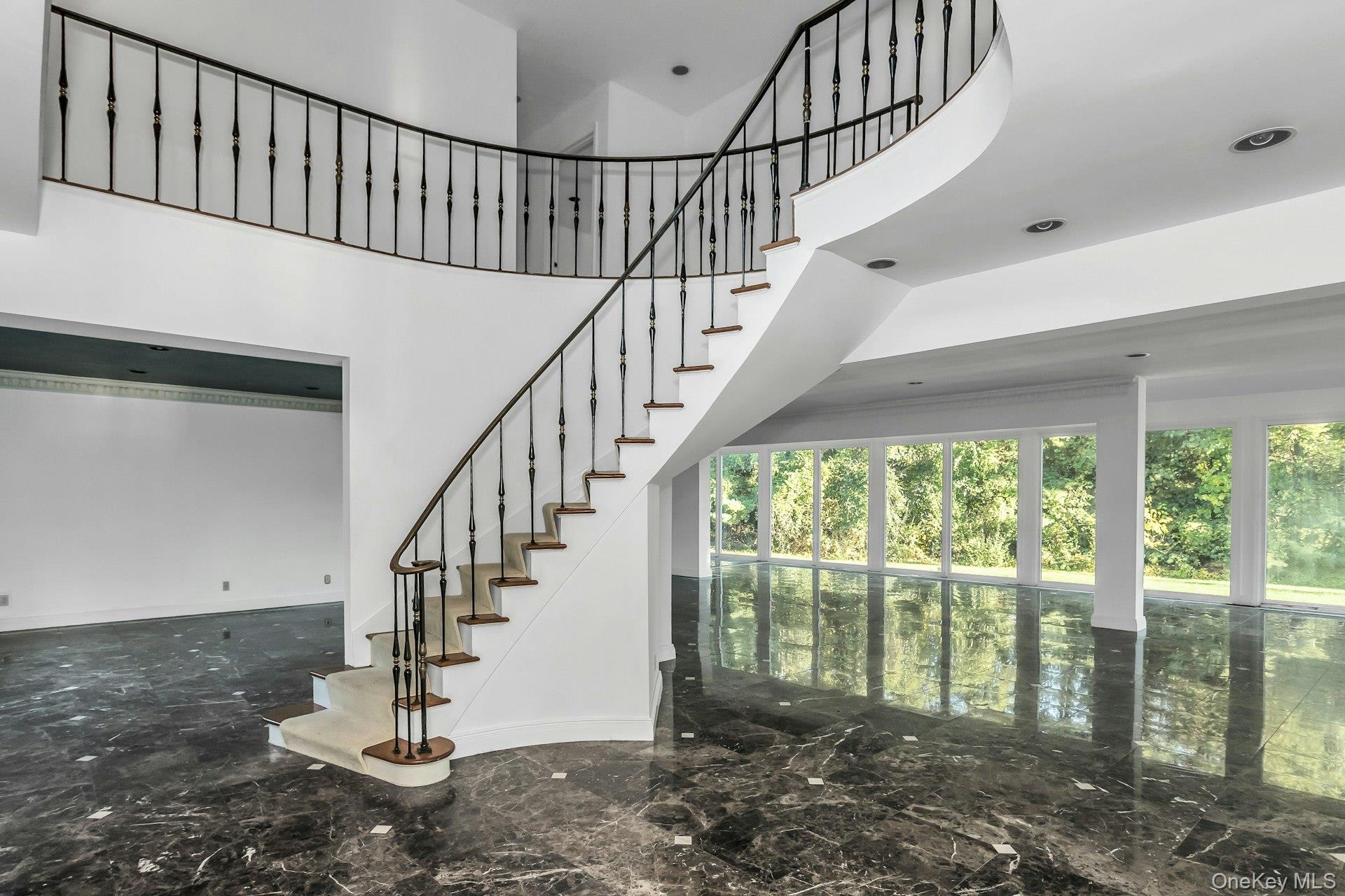 #4 photo, 21 Overbrooke Lane, ナッソー郡 Upper Brookville , NY 11545