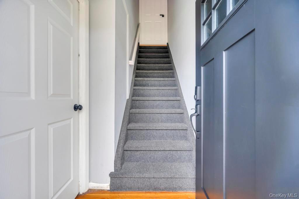 #9 photo, 588 Cameron Street, ナッソー郡 Elmont , NY 11003