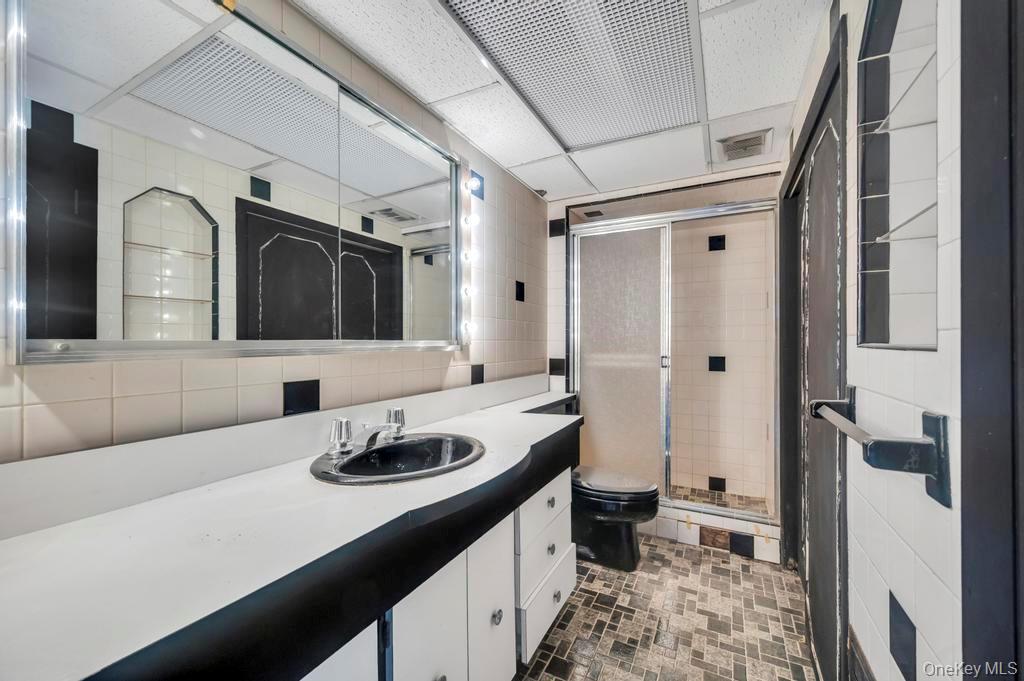 #16 photo, 51 Stevenson Road, ナッソー郡 Hewlett , NY 11557