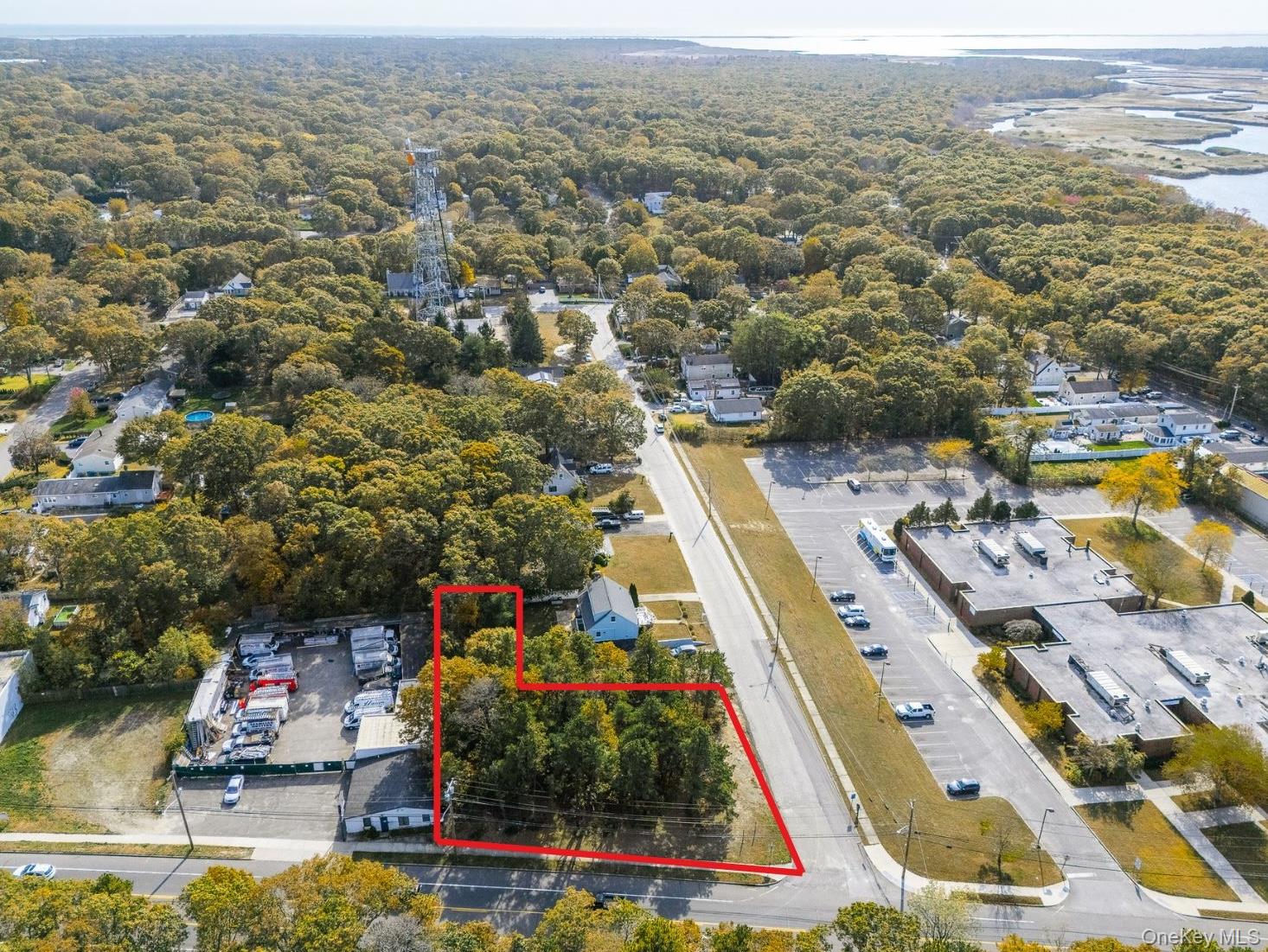 #4 photo, 574 Montauk Highway, サフォーク郡 Shirley , NY 11967