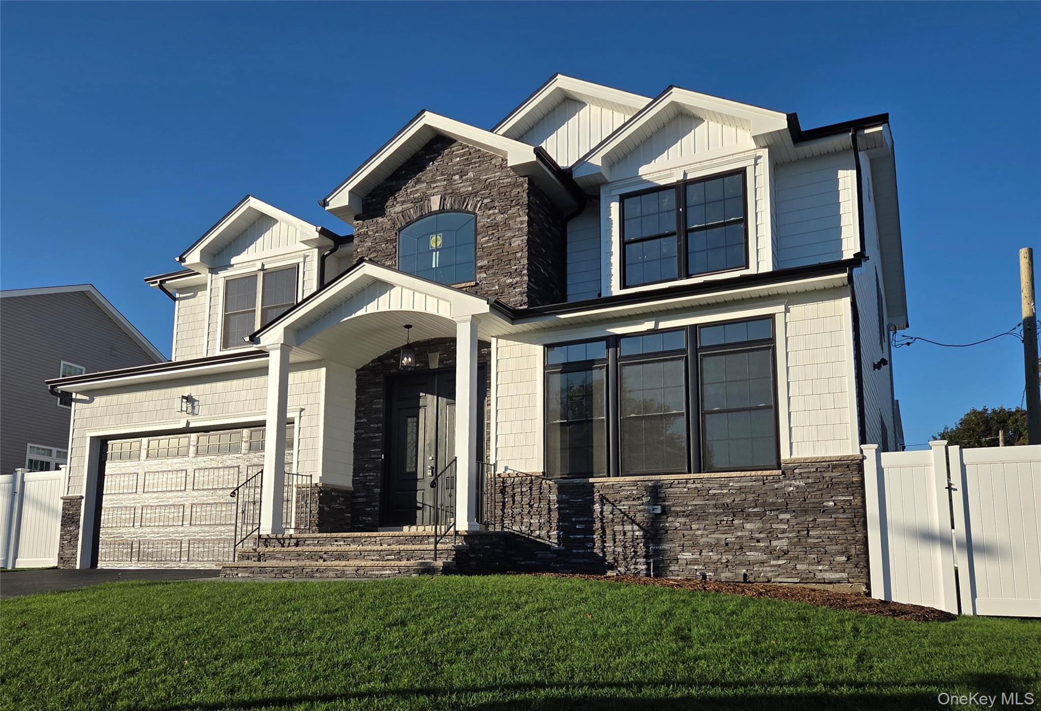 #3 photo, 47 Shelter Hill Road, ナッソー郡 Plainview , NY 11803