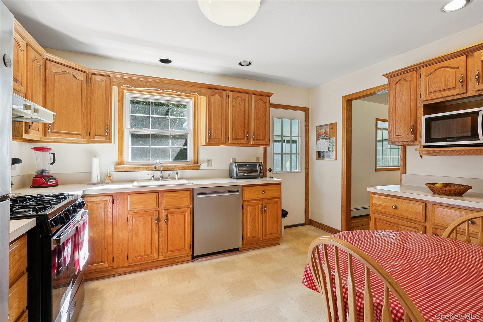 #14 photo, 94 Mobrey Lane, サフォーク郡 Smithtown , NY 11787