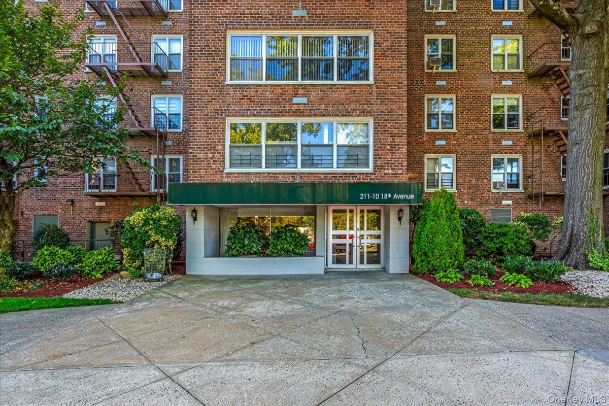 #11 photo, 211-10 18th Avenue, クイーンズ区 Bayside , NY 11360