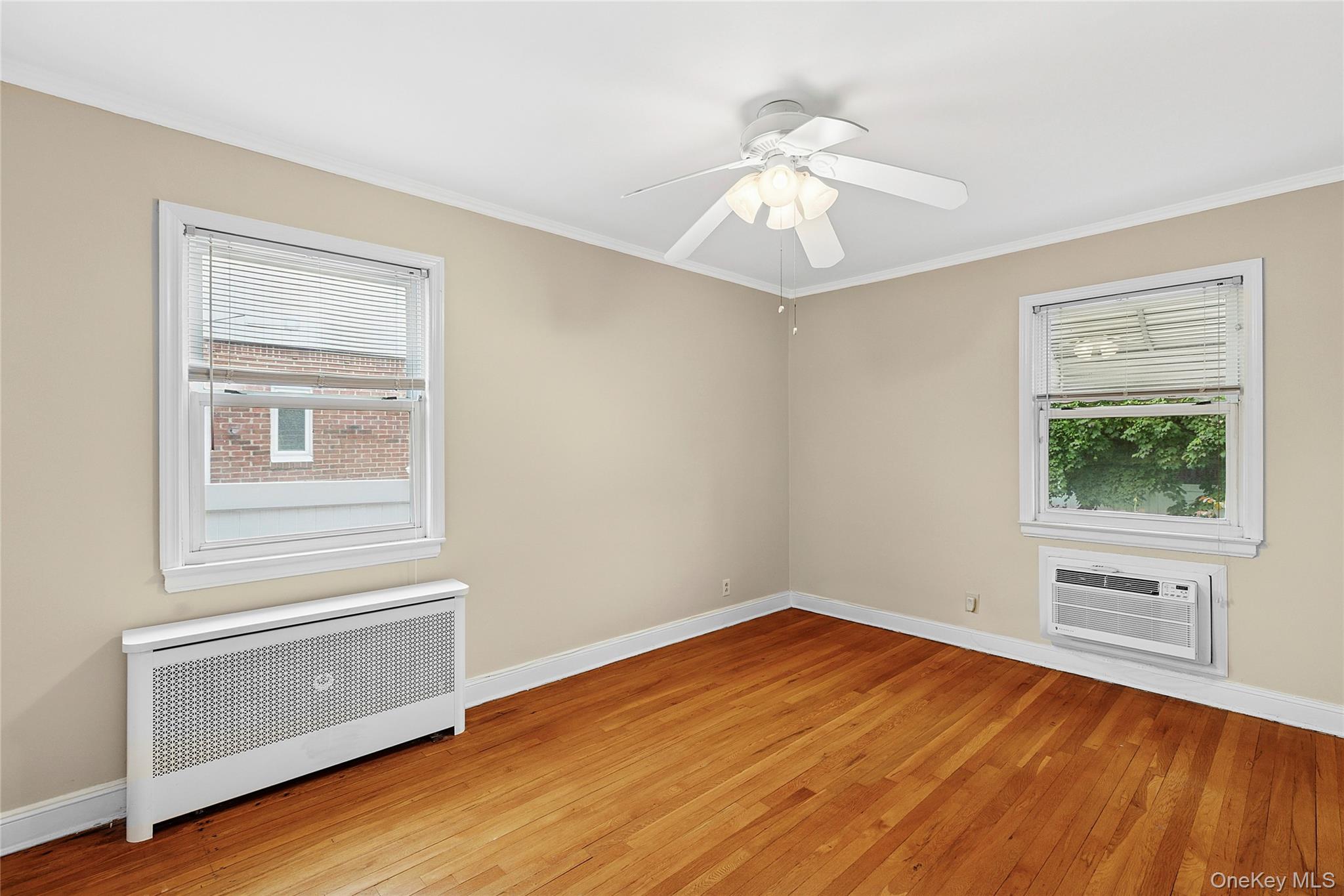 #10 photo, 144 Rintin Street, ナッソー郡 Franklin Square , NY 11010