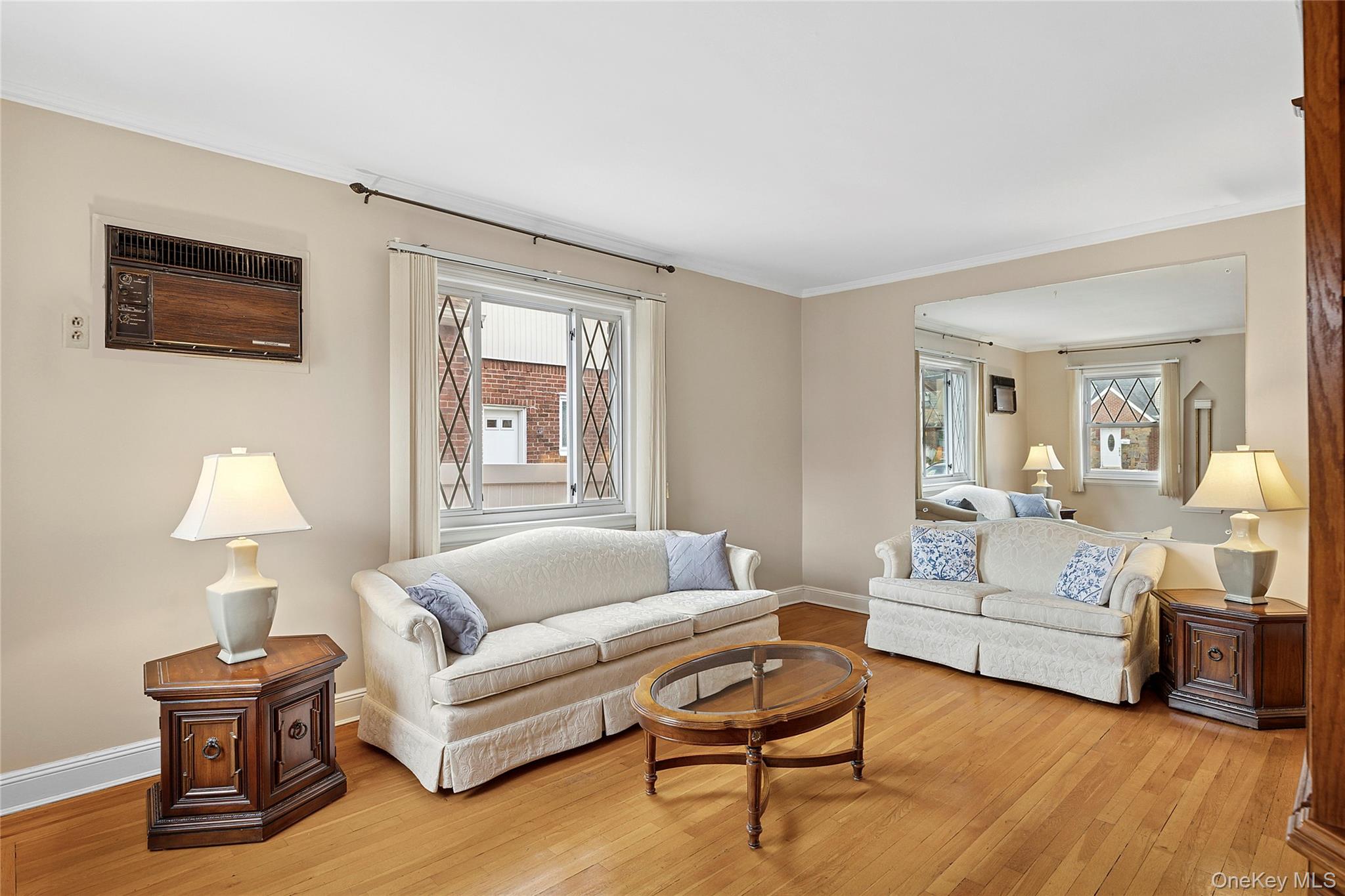 #5 photo, 144 Rintin Street, ナッソー郡 Franklin Square , NY 11010