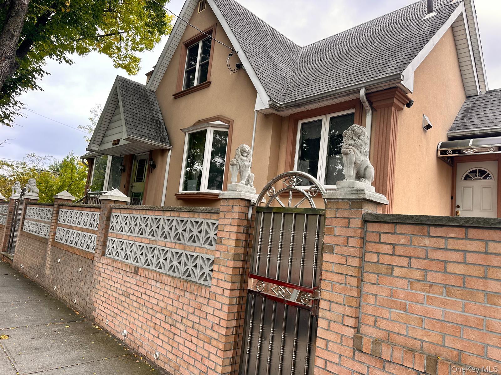 #3 photo, 8042 168th Street, クイーンズ区 Jamaica , NY 11432