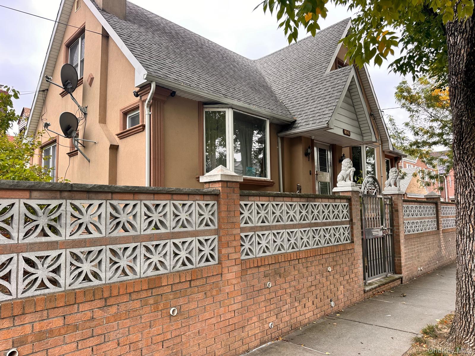 #5 photo, 8042 168th Street, クイーンズ区 Jamaica , NY 11432