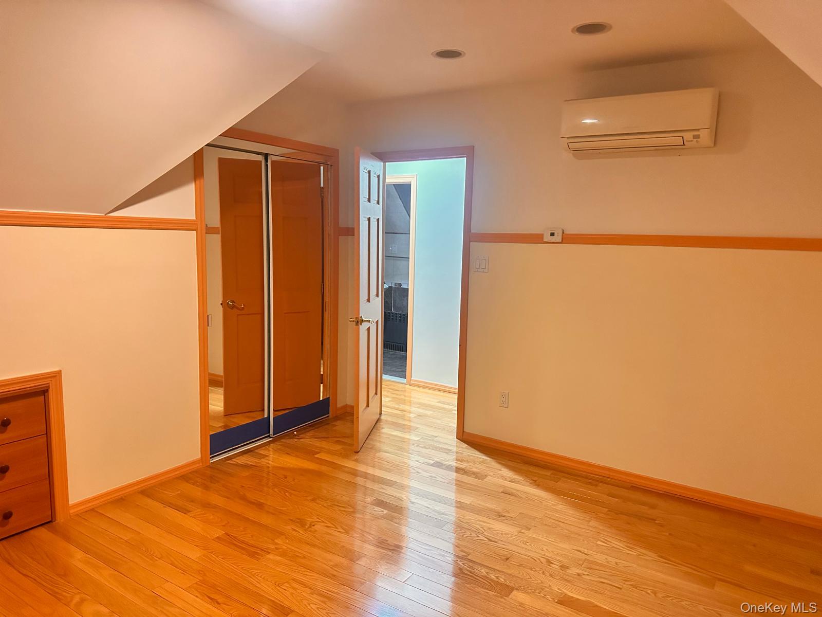 #8 photo, 8042 168th Street, 皇后区 牙买加 Jamaica , NY 11432