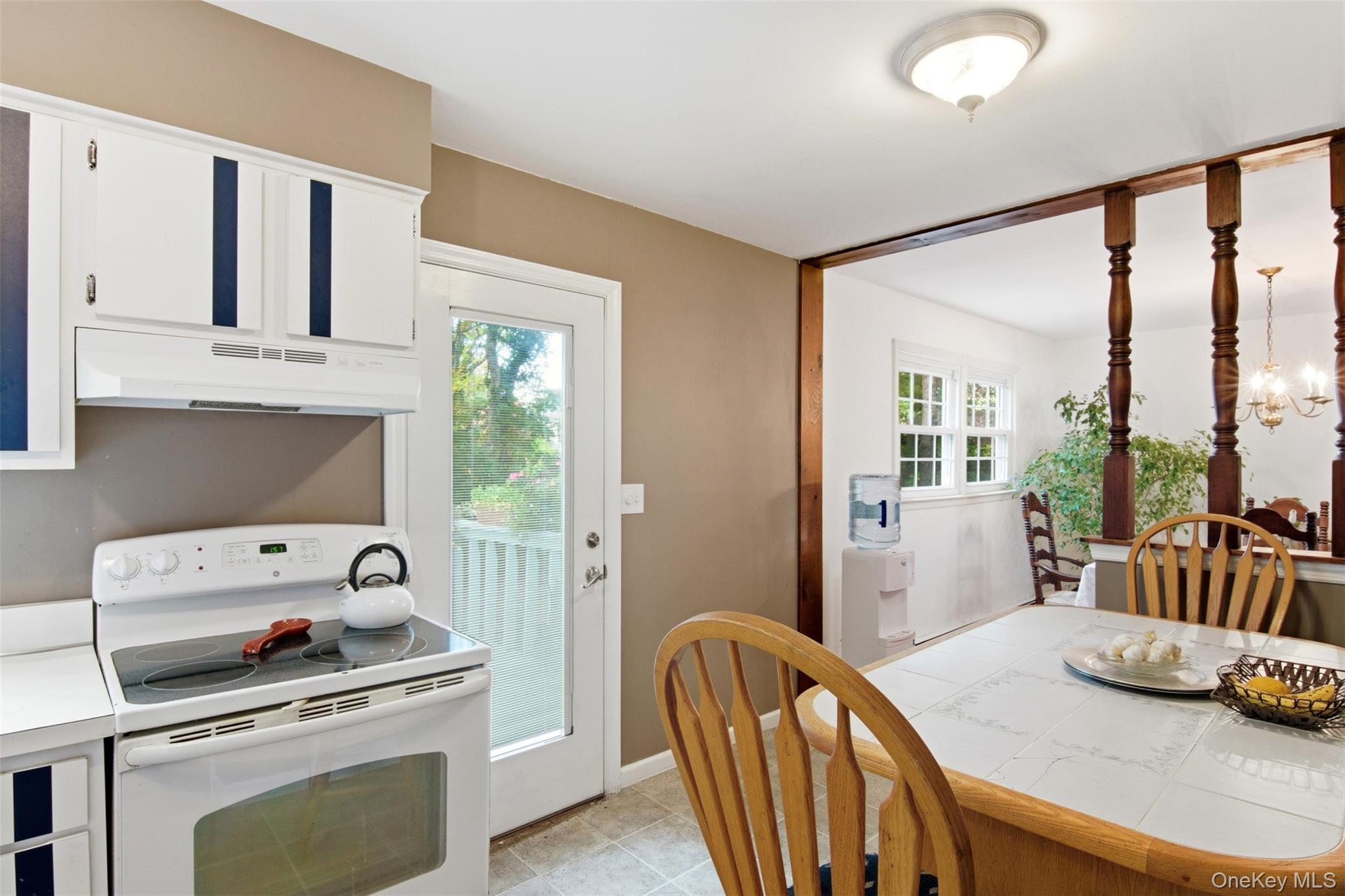 #13 photo, 298 Tyler Avenue, サフォーク郡 Miller Place , NY 11764