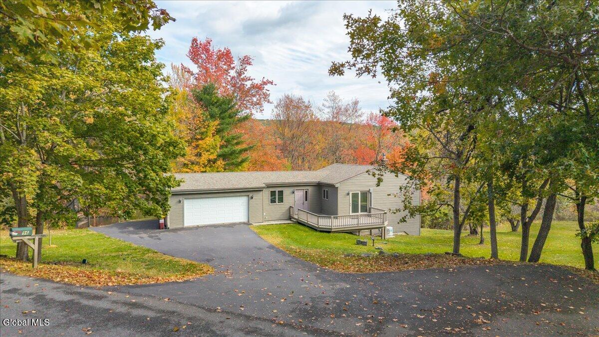 #1 photo, 96 Vosburgh Road, Poestenkill , NY 12018