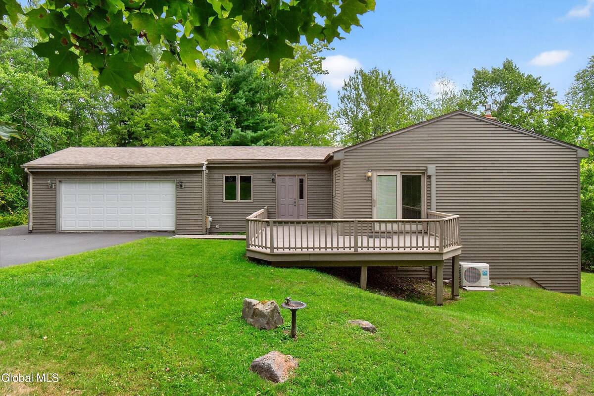 #33 photo, 96 Vosburgh Road, Poestenkill , NY 12018