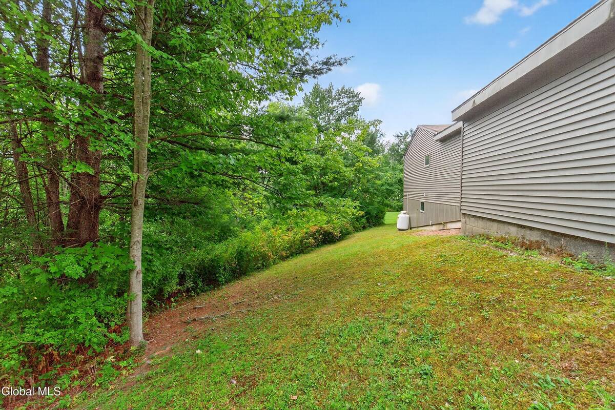 #36 photo, 96 Vosburgh Road, Poestenkill , NY 12018