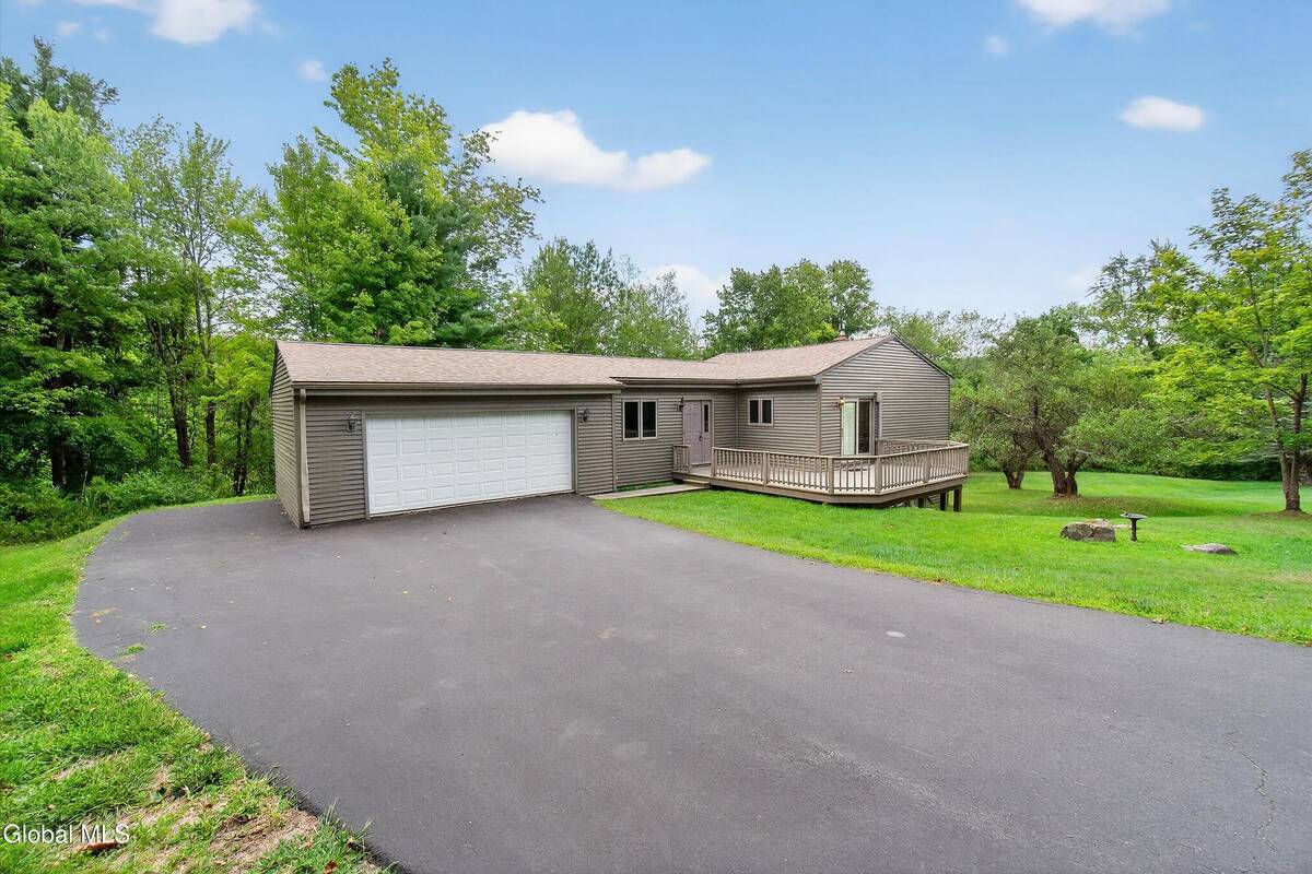 #38 photo, 96 Vosburgh Road, Poestenkill , NY 12018