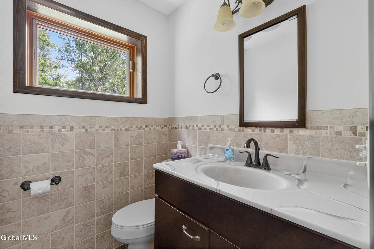 #5 photo, 96 Vosburgh Road, Poestenkill , NY 12018