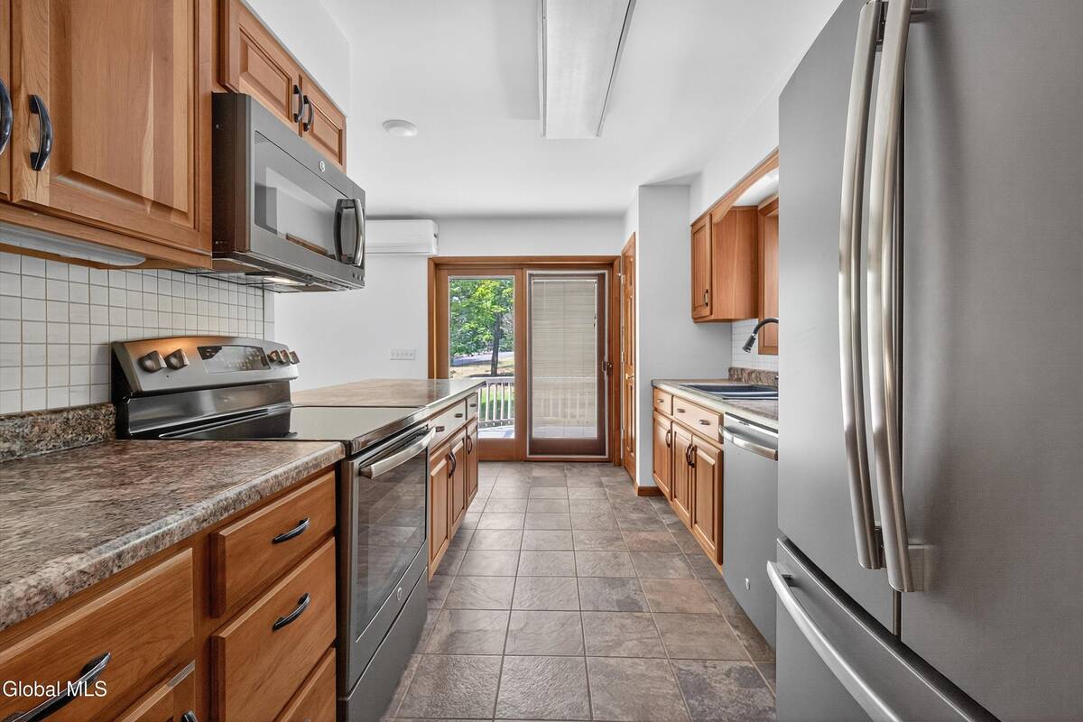 #7 photo, 96 Vosburgh Road, Poestenkill , NY 12018