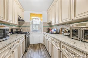 #13 photo, 480 Riverdale Ave, #7L, Yonkers , NY 10705