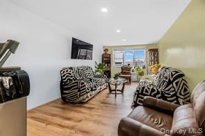 #17 photo, 480 Riverdale Ave, #7L, Yonkers , NY 10705