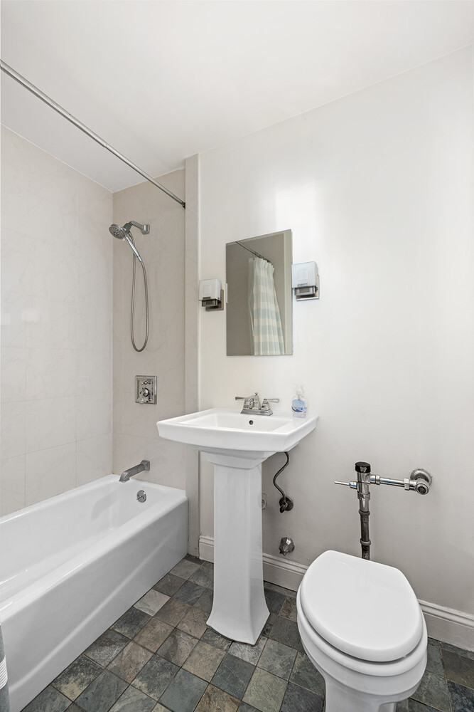 #10 photo, 800 CORTELYOU Road, ブルックリン区 Kensington , NY 11218