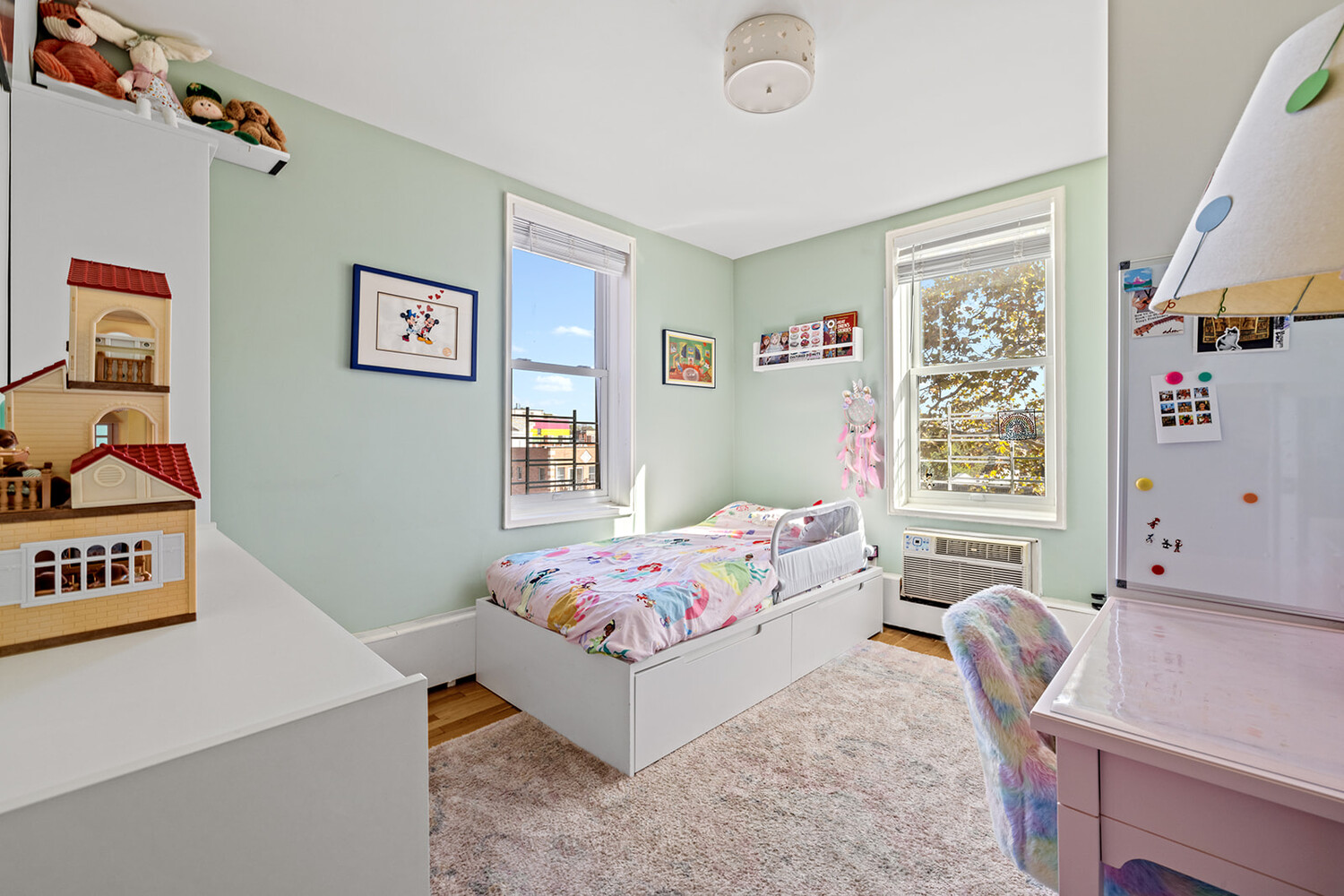 #8 photo, 800 CORTELYOU Road, ブルックリン区 Kensington , NY 11218