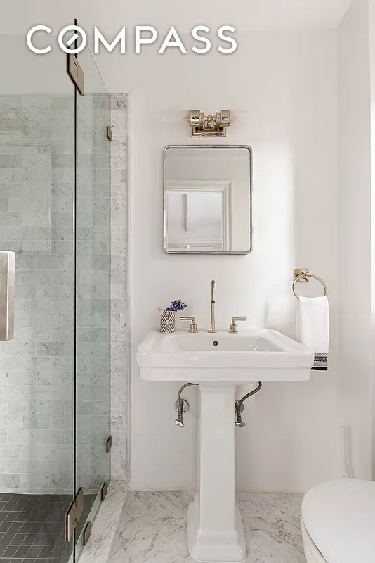 #12 photo, 151 E 83rd Street, マンハッタン Upper East Side , NY 10028