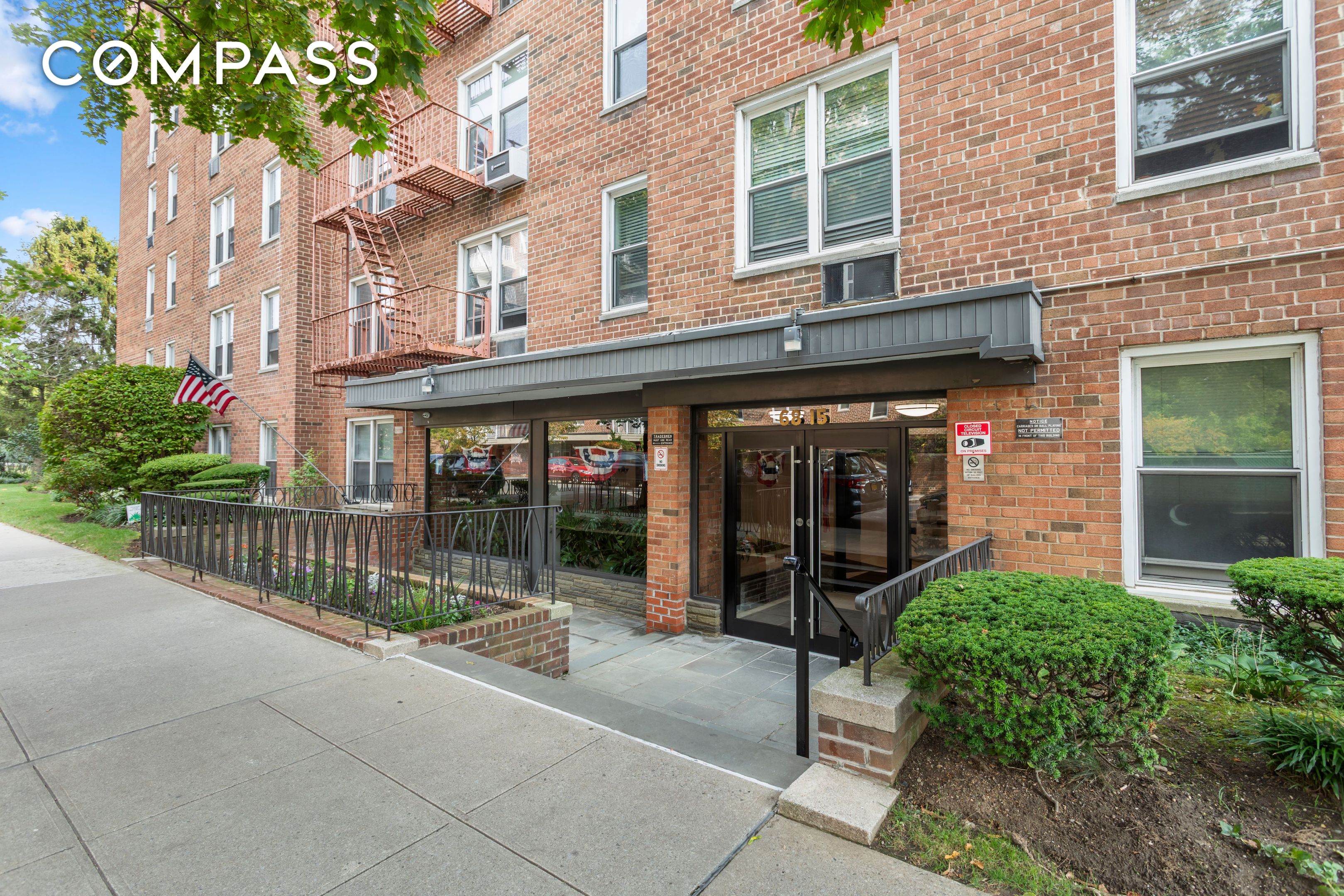 #8 photo, 68-15 Selfridge Street, クイーンズ区 Forest Hills , NY 11375