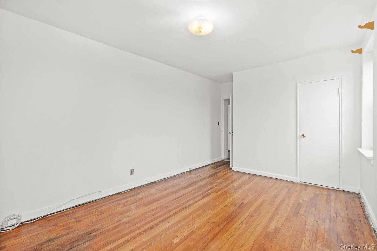 #20 photo, 70 Sherman Avenue, Yonkers , NY 10705