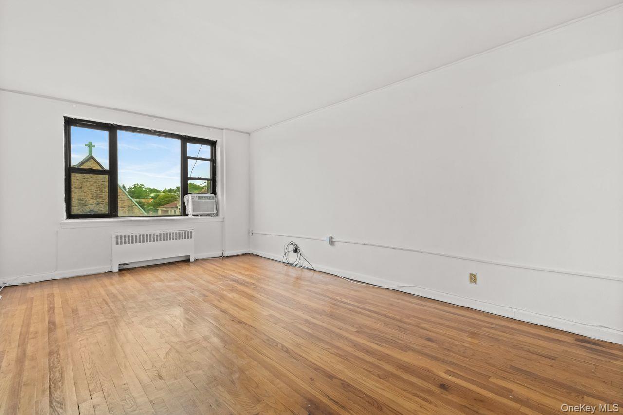 #3 photo, 70 Sherman Avenue, Yonkers , NY 10705