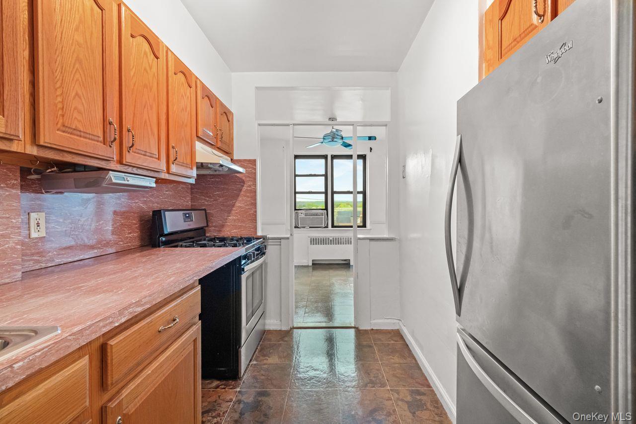 #6 photo, 70 Sherman Avenue, Yonkers , NY 10705