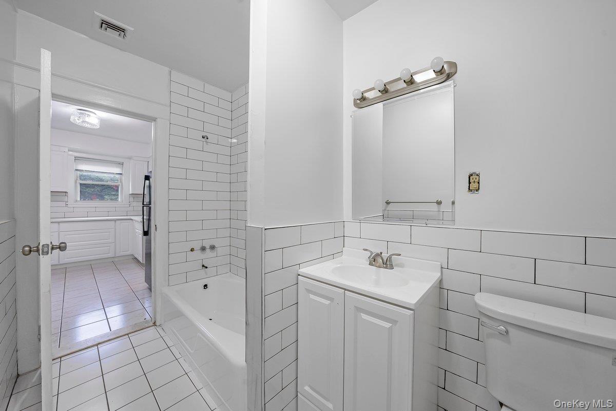 #12 photo, 151 Babbitt Road, Bedford Hills , NY 10507