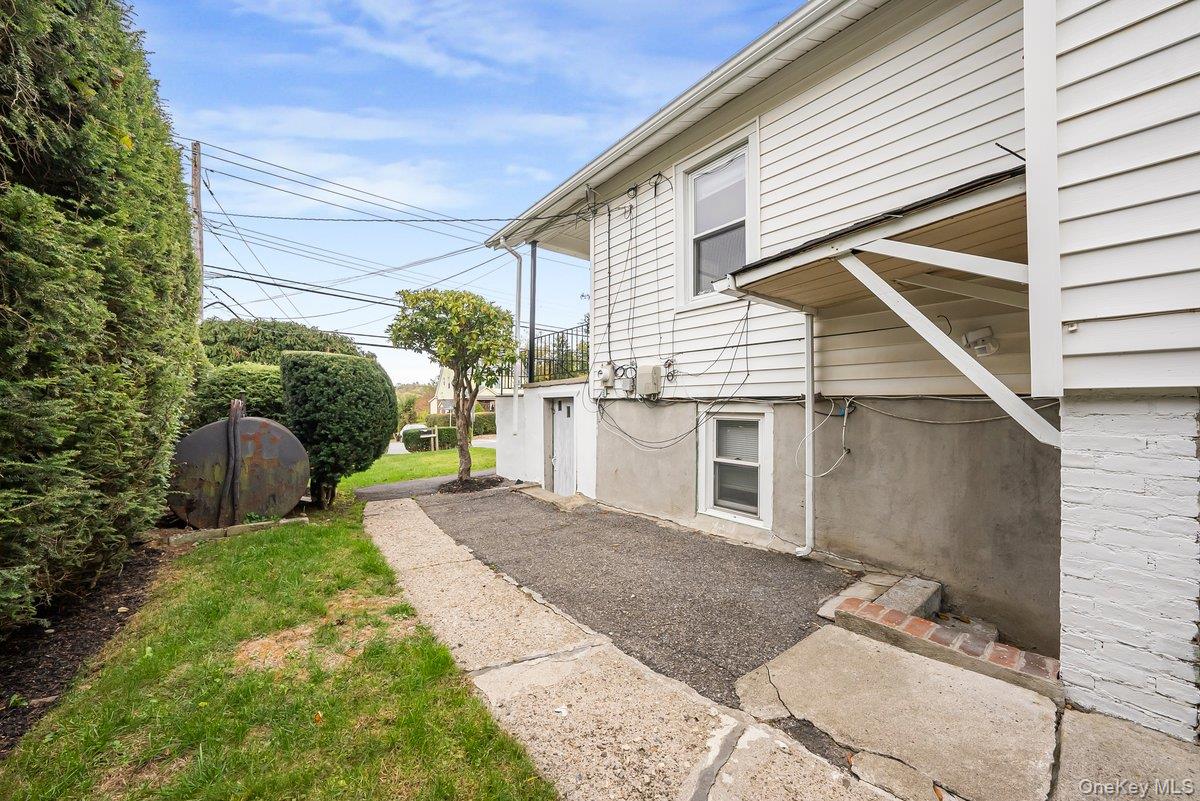 #17 photo, 151 Babbitt Road, Bedford Hills , NY 10507