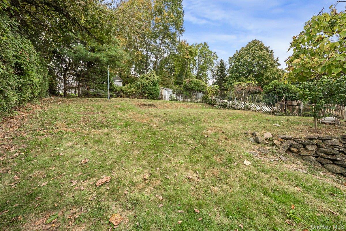 #18 photo, 151 Babbitt Road, Bedford Hills , NY 10507