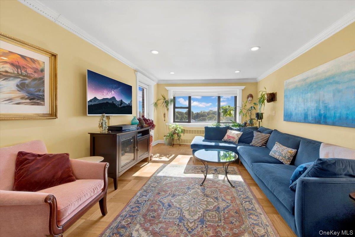 #10 photo, 266 Pelham Road, New Rochelle , NY 10805