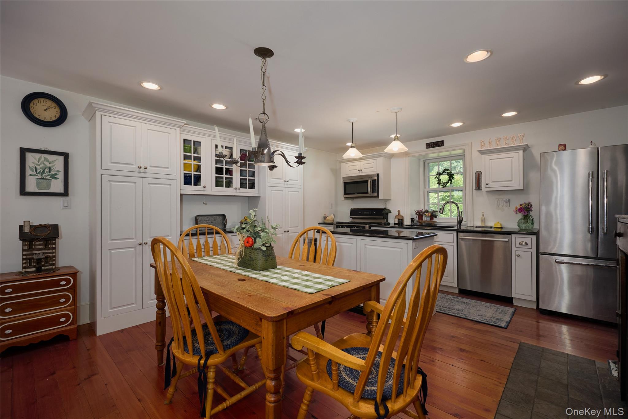 #20 photo, 19 Orange Turnpike, Sloatsburg , NY 10974