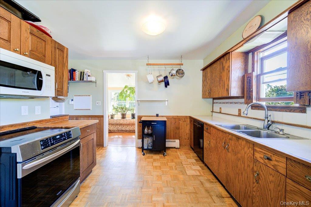 #9 photo, 295 E Main Street, Beacon , NY 12508