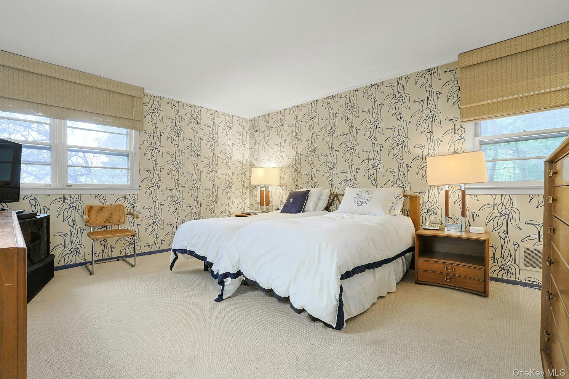 #16 photo, 129 Hillandale Drive, New Rochelle , NY 10804