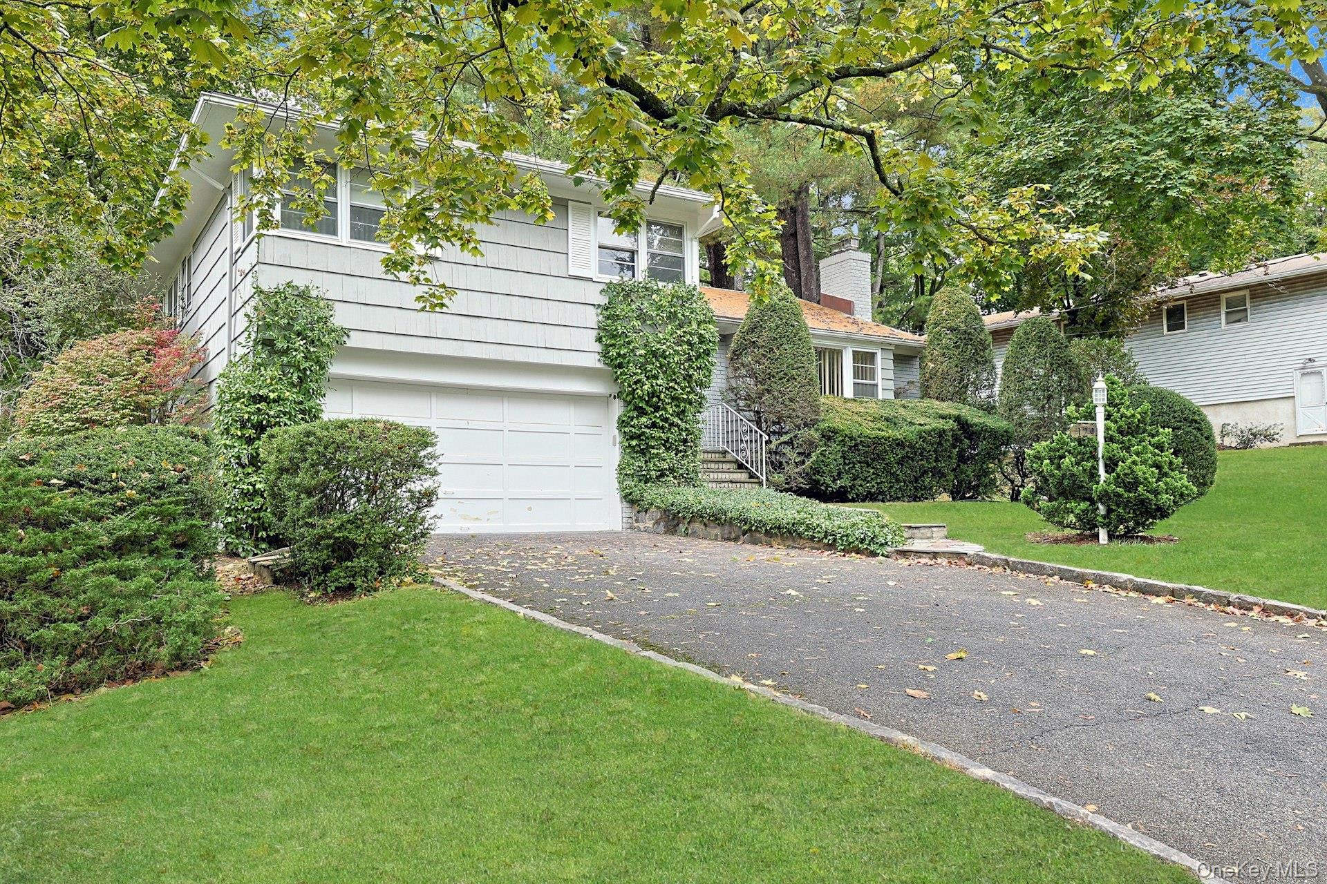 #2 photo, 129 Hillandale Drive, New Rochelle , NY 10804