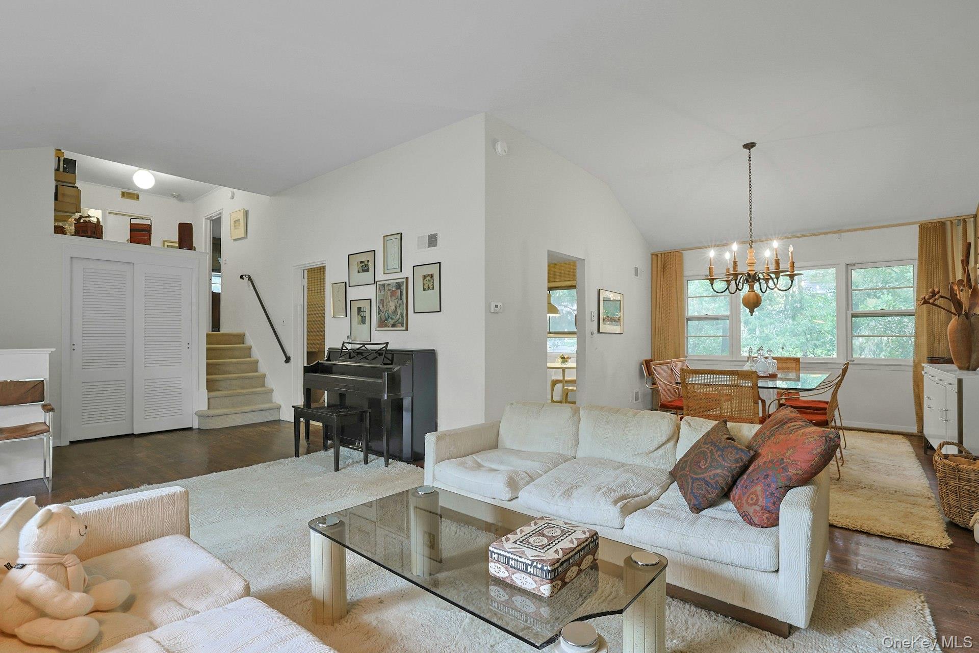 #9 photo, 129 Hillandale Drive, New Rochelle , NY 10804