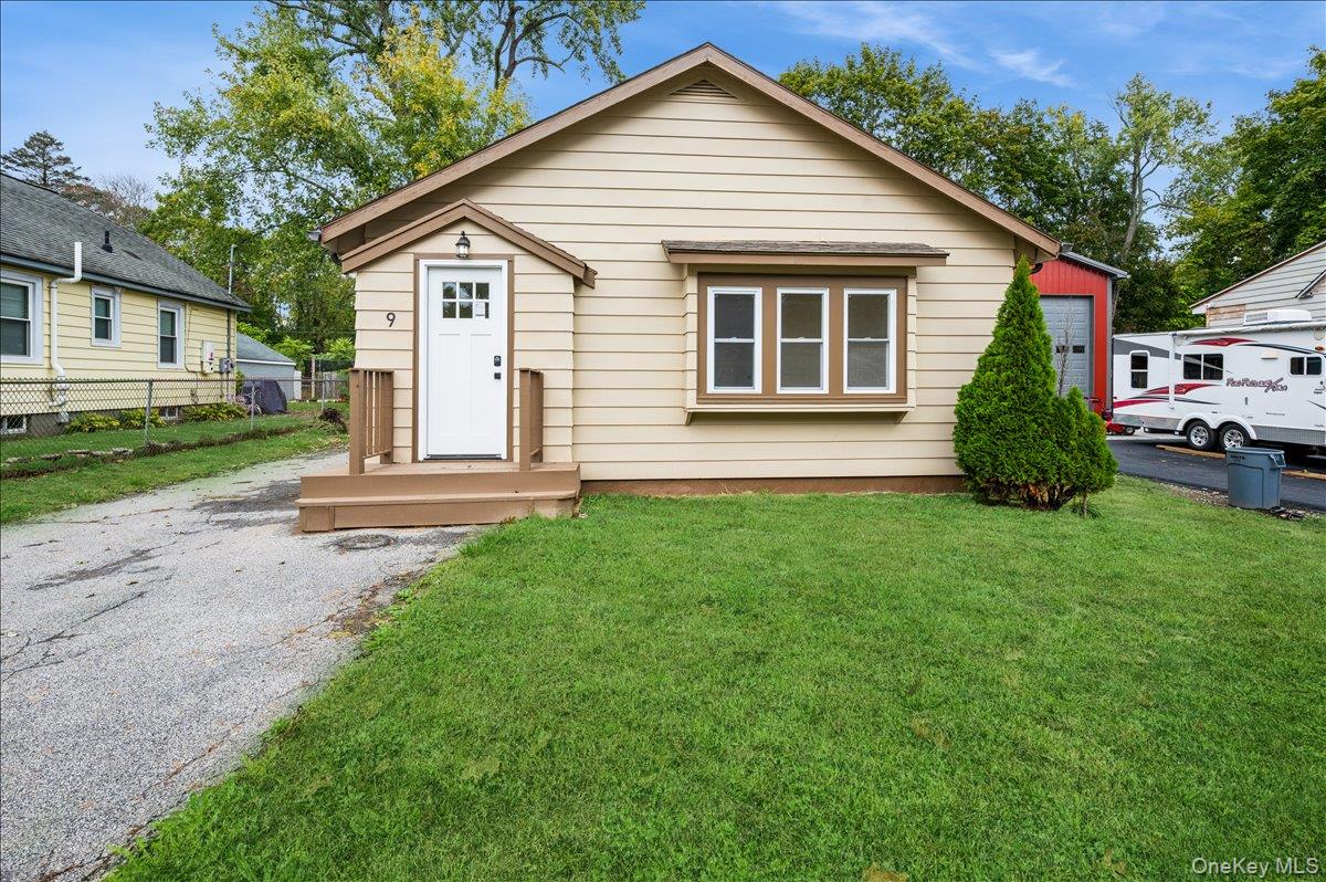 #16 photo, 9 Greenbush Drive, Hyde Park , NY 12601