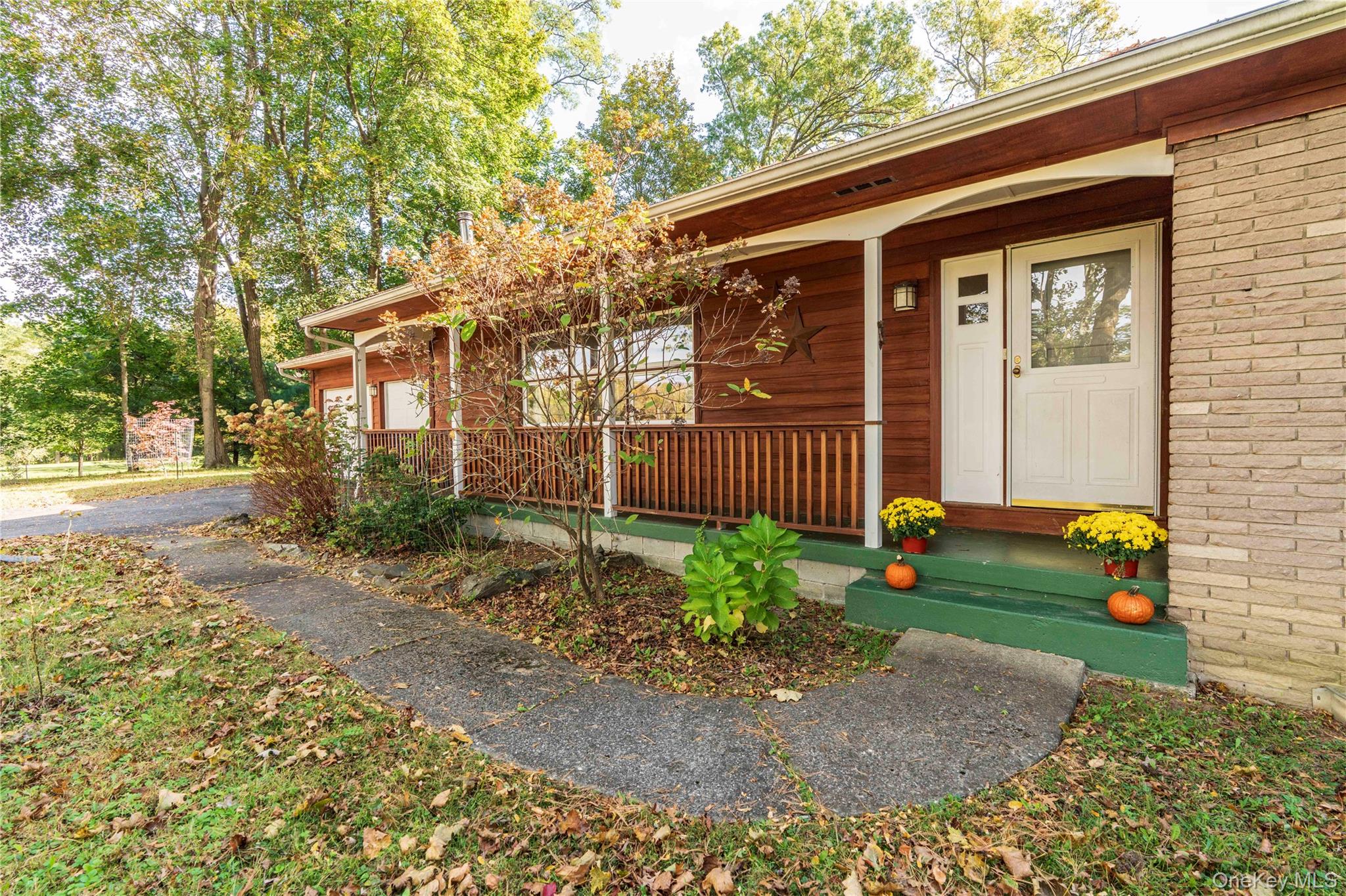 #13 photo, 98 River Road, Rhinebeck , NY 12572