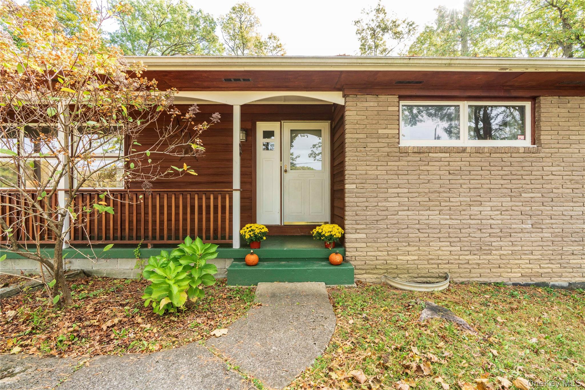 #14 photo, 98 River Road, Rhinebeck , NY 12572