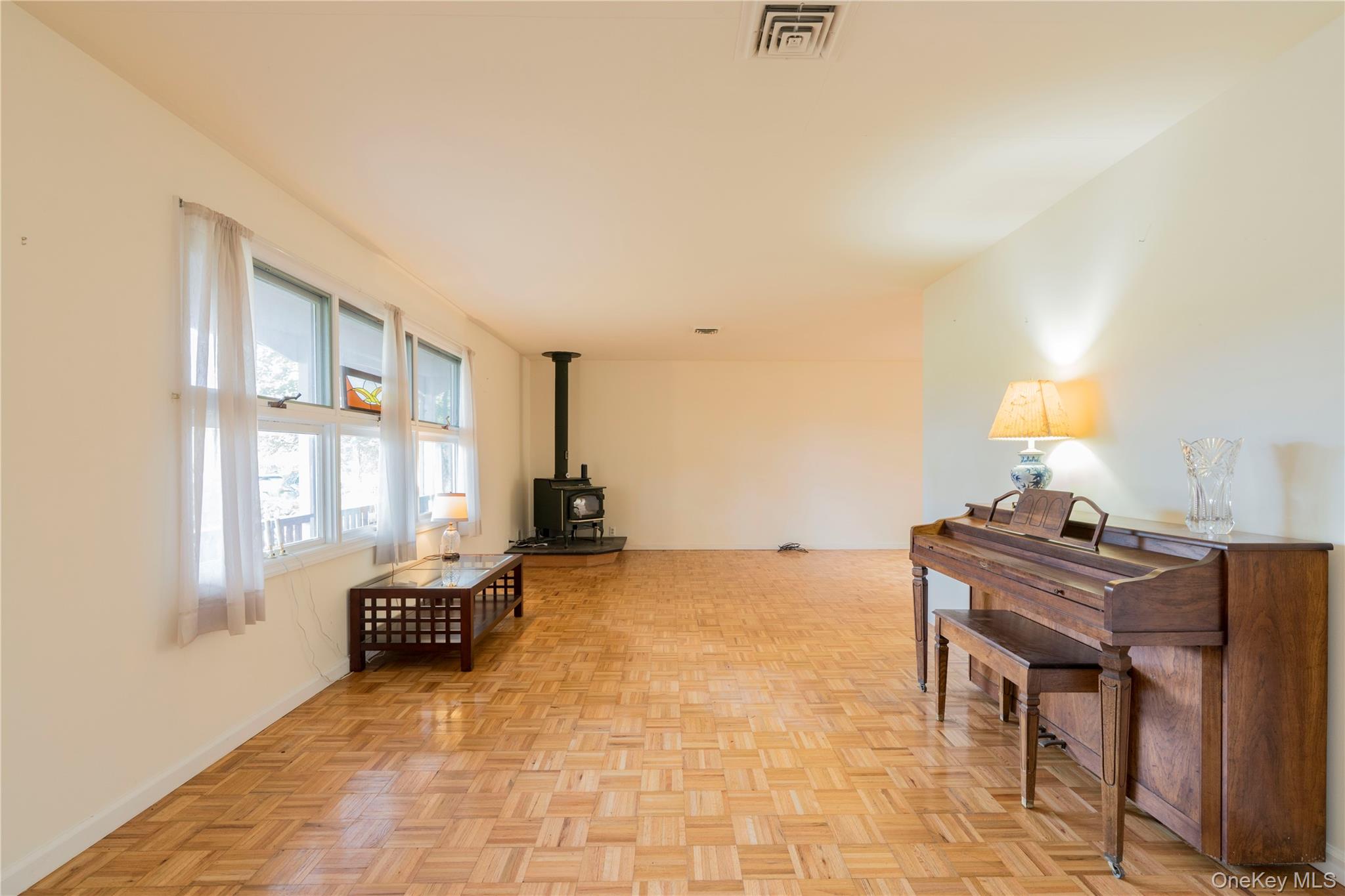 #16 photo, 98 River Road, Rhinebeck , NY 12572