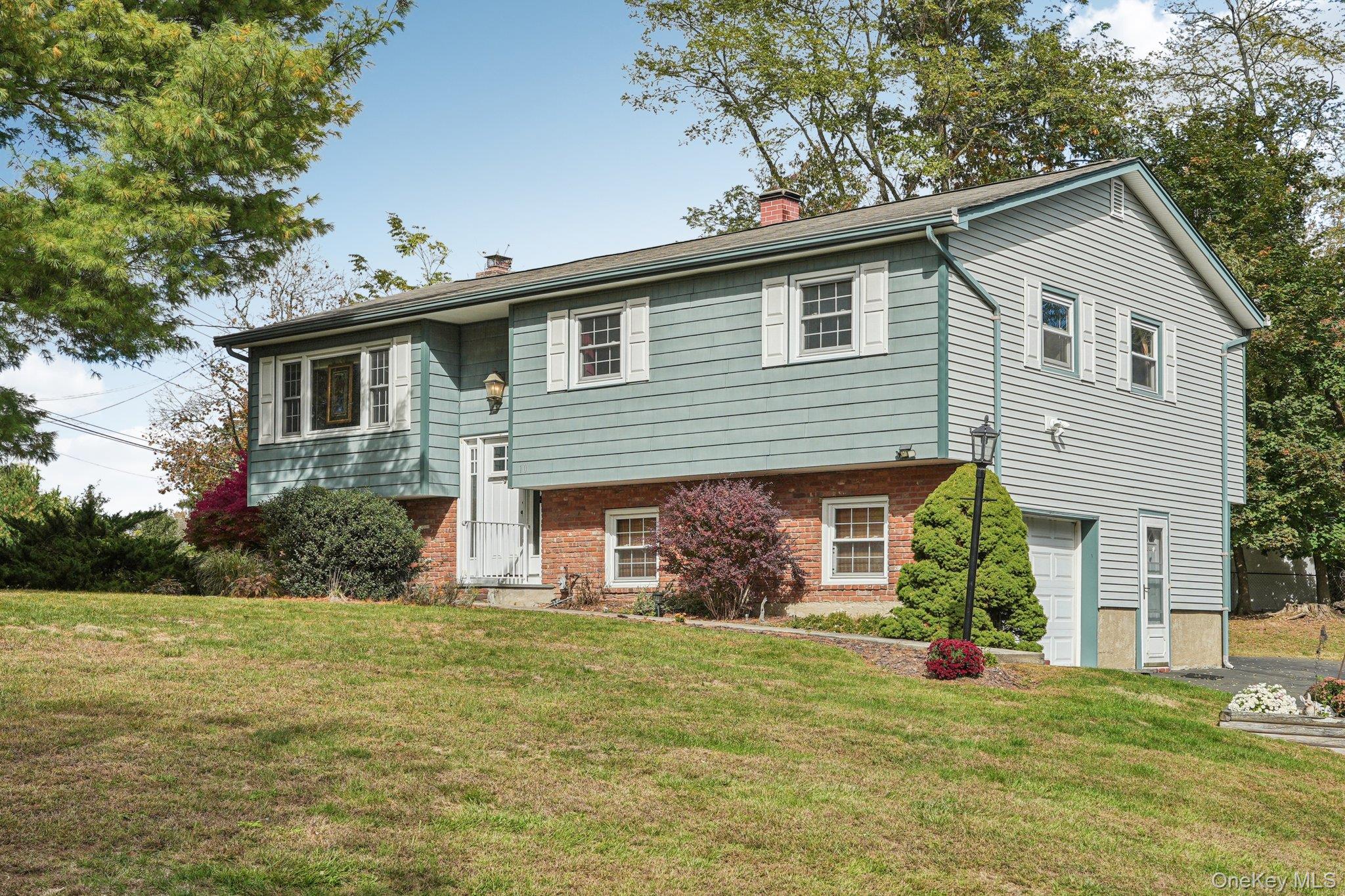 #1 photo, 10 Glen Court, Congers , NY 10920